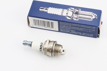 Свічка 2Т W20MPU M14 L10, пили/коси, арт. 301658