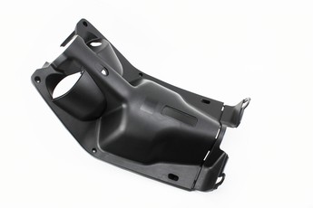 Yamaha BWS125-150 пластик-надколінна (де замок запалювання), арт. 322050