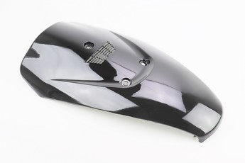 Suzuki LETS -III пластик - передній верхній дзьоб, чорний, арт. 329006