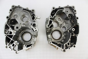Картер двигуна лівий + правий, комплект ZS250-4B/Honda CBT250, арт. 351150