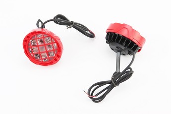 Фара додаткова світлодіодна, вологозахисна, з решіткою, 6 LED, 67х57мм, з кріпленням під дзеркало, комплект 2шт, червона, арт. 351198