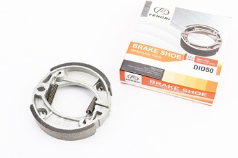 Гальмівні колодки (барабанні) Honda Dio 50 (пружини під кутом), D=90мм, арт. 363105