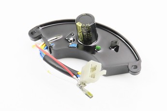 Реле напруги AVR однофазне 4-6кВт (корпус-сегмент, пластик, контакти-2&raquo;мама&laquo; + 4&raquo;тато&laquo;, 250V, 470µF), арт. 609145