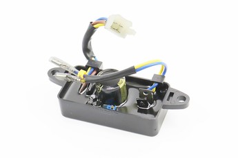 Реле напруги AVR однофазне 2-3,5 кВт (корпус-прямокутник, пластик, контакти-2&raquo;мама&laquo; + 4&raquo;тато&laquo;, 250V, 220µF) тип 4, арт. 609186